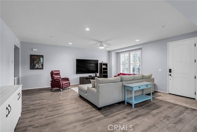 2151 Atlantic Avenue, Long Beach CA: https://media.crmls.org/medias/4f4d0777-750c-47ab-a28e-215d72920ae4.jpg