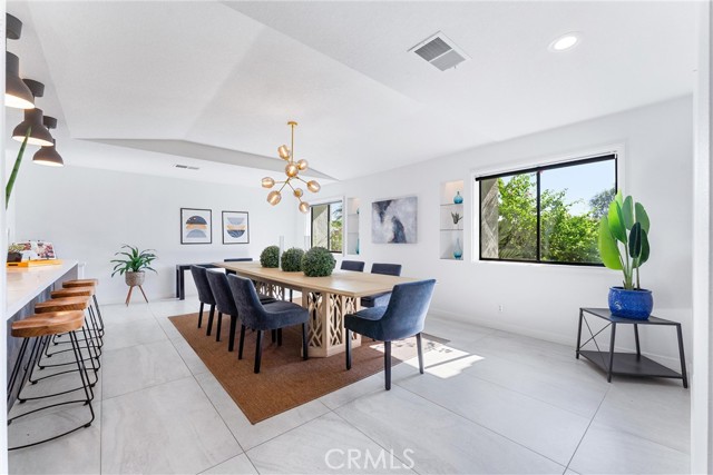 1045 E Deepak Road, Palm Springs CA: https://media.crmls.org/medias/4f4d43fb-2aca-4532-ab9e-901359858a77.jpg