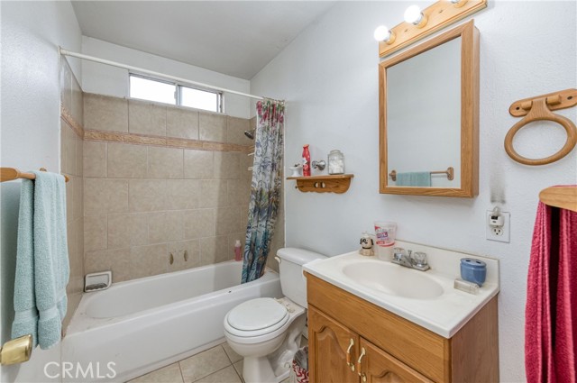 Detail Gallery Image 9 of 18 For 1605 E 26th St, Merced,  CA 95340 - 3 Beds | 2 Baths