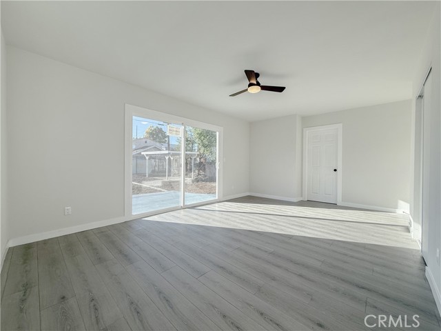 Detail Gallery Image 12 of 27 For 9323 Beach St, Los Angeles,  CA 90002 - 4 Beds | 2 Baths