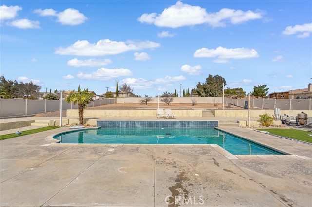 Detail Gallery Image 26 of 44 For 19084 Rocksprings Rd, Hesperia,  CA 92345 - 4 Beds | 2 Baths