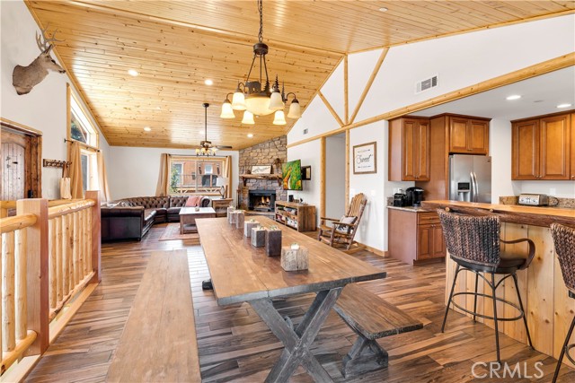 43485 Colusa Drive, Big Bear Lake CA: https://media.crmls.org/medias/4f51405a-ec70-4112-a736-633c32f3be97.jpg
