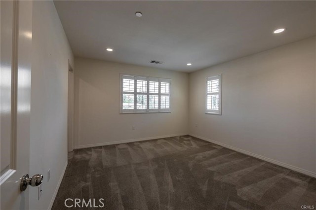 Detail Gallery Image 17 of 18 For 120 S Pacific Ave #39,  Santa Ana,  CA 92703 - 4 Beds | 3/1 Baths