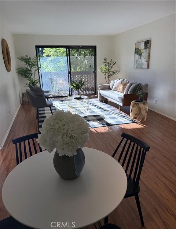 Detail Gallery Image 3 of 17 For 22100 Burbank Bld 233d,  Woodland Hills,  CA 91367 - 2 Beds | 2 Baths