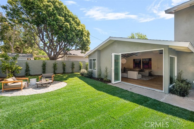 Detail Gallery Image 21 of 54 For 2880 Club House Rd, Costa Mesa,  CA 92626 - 5 Beds | 2/1 Baths