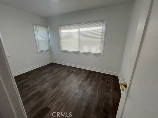 Detail Gallery Image 12 of 18 For 10322 Plainview Ave, Tujunga,  CA 91042 - 2 Beds | 1 Baths