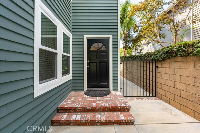 Detail Gallery Image 3 of 74 For 11928 River Grove Ct, Moorpark,  CA 93021 - 5 Beds | 2/1 Baths