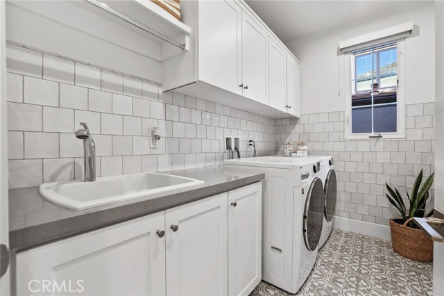 Detail Gallery Image 30 of 73 For 103 Vigna, Irvine,  CA 92602 - 5 Beds | 4/1 Baths