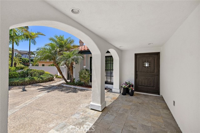 Detail Gallery Image 14 of 67 For 317 Calle Felicidad, San Clemente,  CA 92672 - 5 Beds | 3/1 Baths
