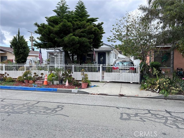 412 E Ellis Street, Long Beach, CA, 90805 412 E Ellis Street, Long Beach, CA, 90805