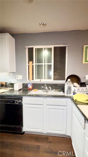 Detail Gallery Image 7 of 27 For 16937 Jurassic Pl, Victorville,  CA 92394 - 4 Beds | 3 Baths