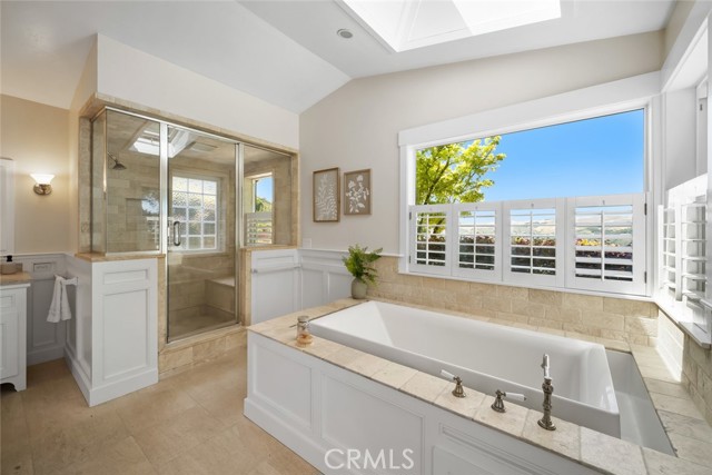 2650 Skyview Trail, San Luis Obispo CA: https://media.crmls.org/medias/4f5570d1-9839-4acb-8bae-944de435f231.jpg