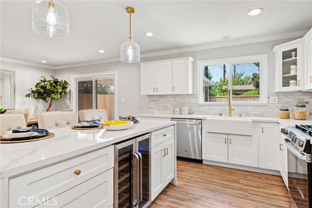 411 Holgate Street, La Habra CA: https://media.crmls.org/medias/4f573182-fca9-4cb7-87a6-f750d62a9643.jpg