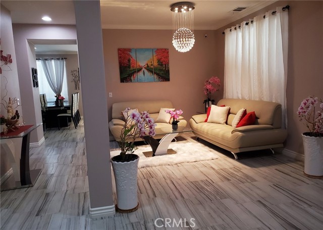 Detail Gallery Image 13 of 17 For 14591 Westfield, Chino,  CA 91710 - 4 Beds | 3 Baths