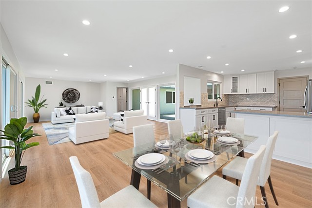Detail Gallery Image 8 of 54 For 4021 via Manzana, San Clemente,  CA 92673 - 4 Beds | 2/1 Baths