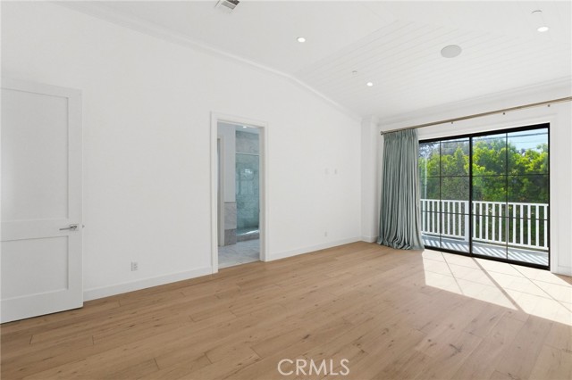 Detail Gallery Image 49 of 59 For 1405 Oak Ave, Manhattan Beach,  CA 90266 - 4 Beds | 4/1 Baths