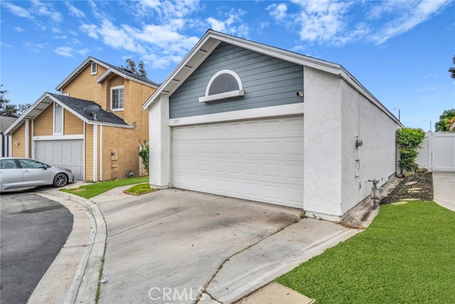 1137 Express Circle, Colton CA: https://media.crmls.org/medias/4f5a38f3-b348-48e5-a0ae-7e1821ebb884.jpg
