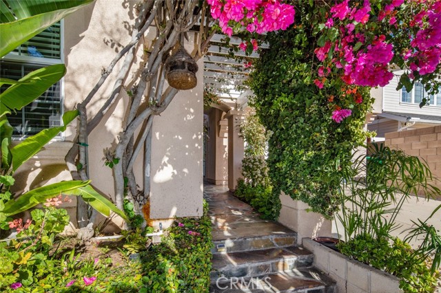 Detail Gallery Image 27 of 57 For 5101 Chateau, Irvine,  CA 92604 - 4 Beds | 3/1 Baths