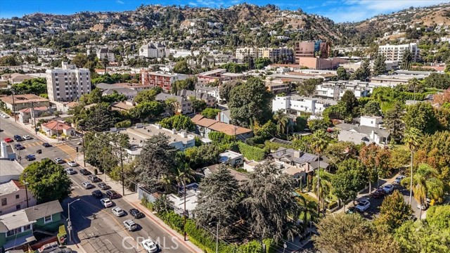 Detail Gallery Image 37 of 51 For 1301 N Orange Grove Ave, West Hollywood,  CA 90046 - 4 Beds | 3 Baths