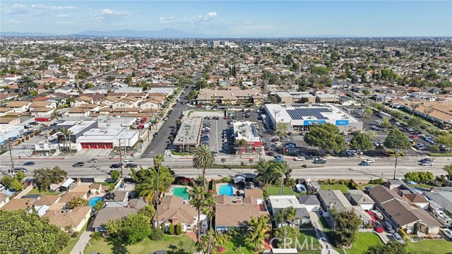 Image 43 of 52 For 12268 Samoline Avenue