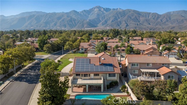 Detail Gallery Image 43 of 50 For 11021 Cedar Creek Dr, Rancho Cucamonga,  CA 91737 - 4 Beds | 2 Baths