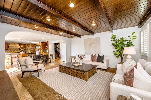 Detail Gallery Image 14 of 57 For 2838 via Amapola, San Clemente,  CA 92673 - 6 Beds | 3/1 Baths