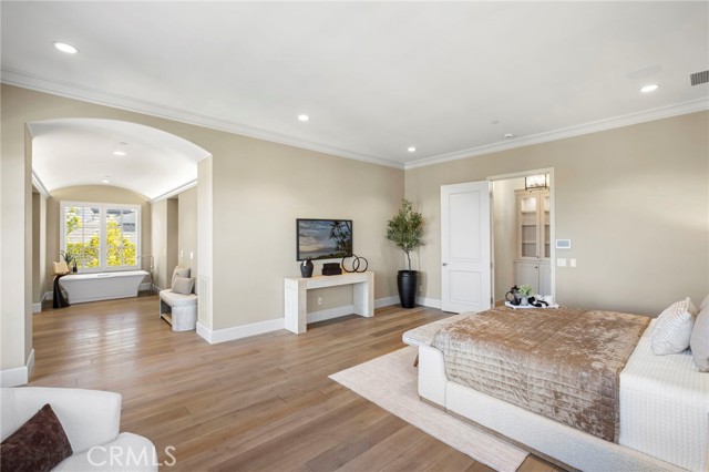 Image 41 of 73 For 67 Bell Pasture