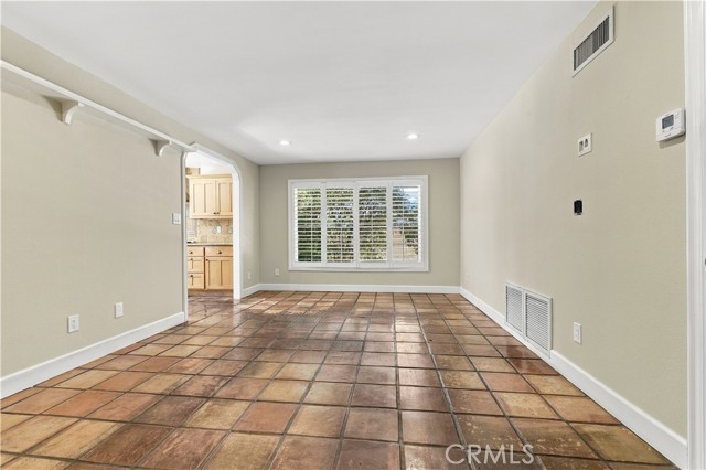 15444 Marilla Street photo 9