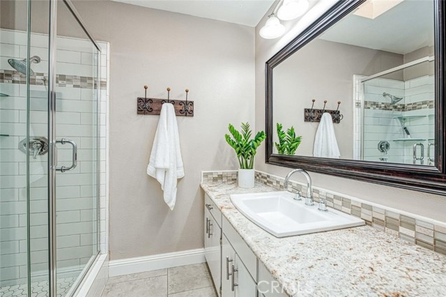 1590 W Escalon Avenue, Fresno CA: https://media.crmls.org/medias/4f5f4b2d-0dd8-4473-9330-44d495a5bb4e.jpg