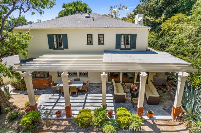 1624 Arboles Drive, Glendale CA: https://media.crmls.org/medias/4f5f94a4-a094-4cfd-8c6b-7fd8e11e7d31.jpg
