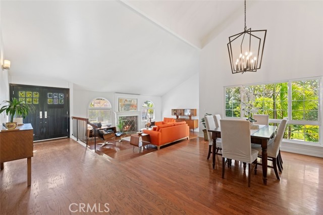 27093 Esward Drive, Calabasas CA: https://media.crmls.org/medias/4f5fef94-d504-4127-9af8-970f79a8bba9.jpg