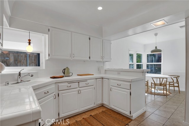 3780 Beethoven Street, Los Angeles CA: https://media.crmls.org/medias/4f60a5b2-5b19-4f5a-9434-c6e4929896d7.jpg