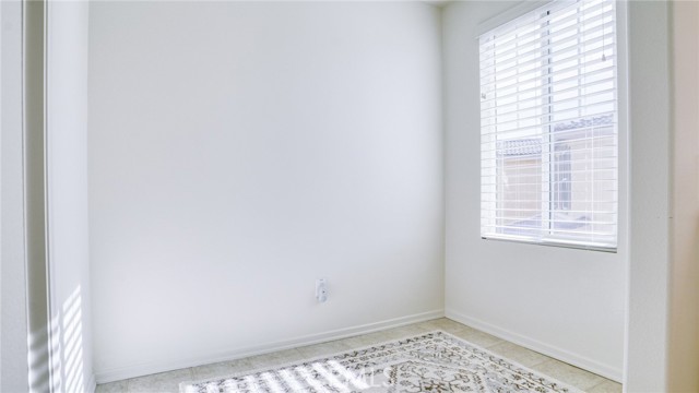 Detail Gallery Image 39 of 75 For 4727 W Vahan Ct, Lancaster,  CA 93536 - 5 Beds | 4 Baths