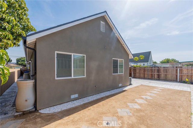 Detail Gallery Image 37 of 65 For 1551 N Neptune Ave, Wilmington,  CA 90744 - 5 Beds | 2 Baths