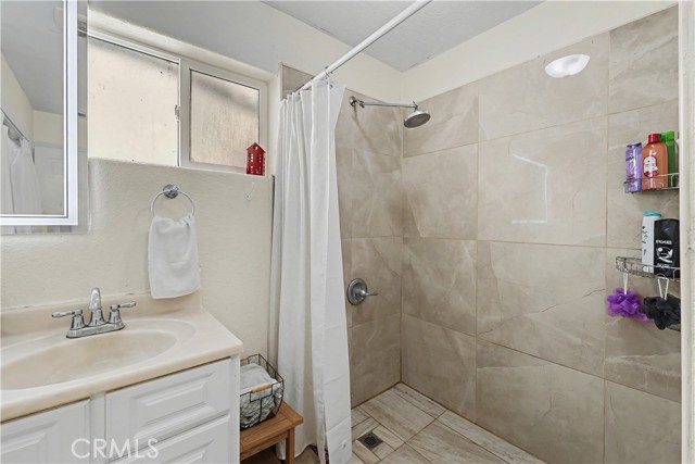 Detail Gallery Image 22 of 45 For 2360 Fir Ave, Merced,  CA 95348 - 3 Beds | 2 Baths