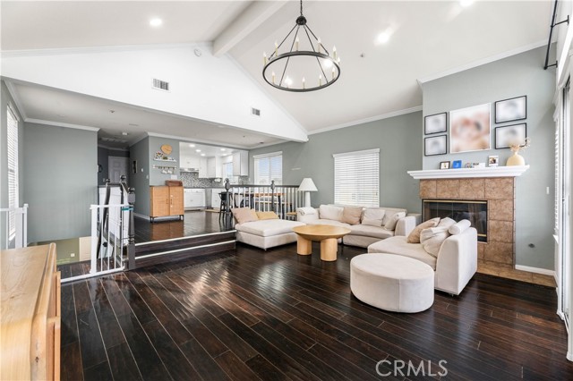 Detail Gallery Image 5 of 18 For 1712 Speyer Ln, Redondo Beach,  CA 90278 - 3 Beds | 2/1 Baths