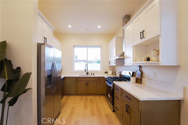 Detail Gallery Image 10 of 23 For 630 N Juniper St, Escondido,  CA 92025 - – Beds | – Baths