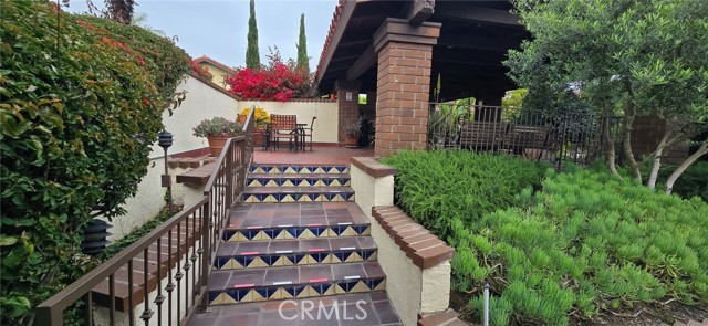1364 Park Plaza Drive, Long Beach CA: https://media.crmls.org/medias/4f641466-339c-45c5-aa83-b633499f2fa4.jpg