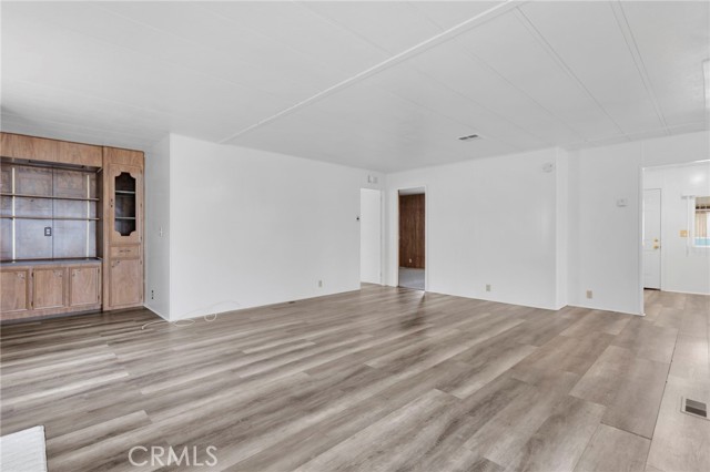 Detail Gallery Image 14 of 30 For 15252 Seneca Rd #241,  Victorville,  CA 92392 - 2 Beds | 2 Baths