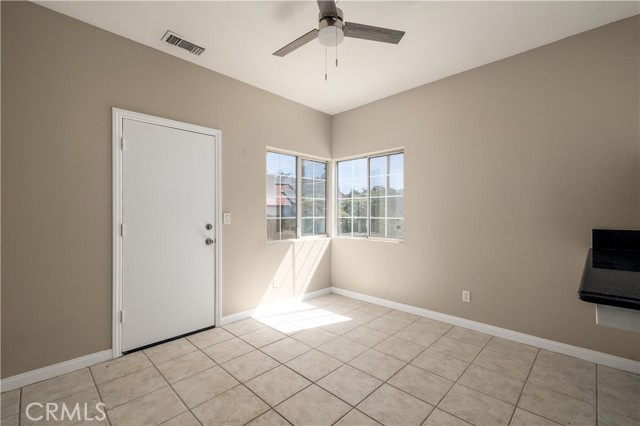 23570 Brook Drive, Canyon Lake CA: https://media.crmls.org/medias/4f648430-96b5-4ac7-83eb-d90e72c3ea33.jpg