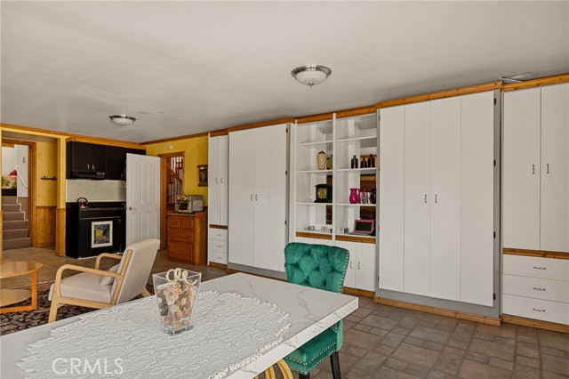 Detail Gallery Image 17 of 50 For 971 Grass Valley, Lake Arrowhead,  CA 92352 - 3 Beds | 4 Baths