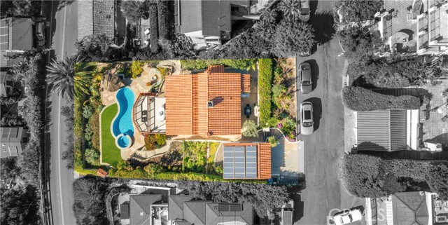 802 Rembrandt Drive, Laguna Beach CA: https://media.crmls.org/medias/4f652f91-4e33-4a78-82f0-2135d503da11.jpg