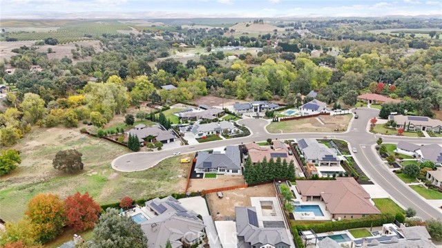 Detail Gallery Image 6 of 75 For 10221 Savannah Ct, Oakdale,  CA 95361 - 4 Beds | 3/1 Baths