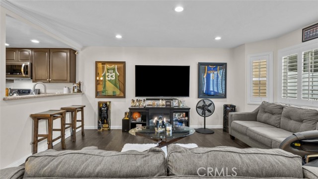 14200 Polk Street photo 8
