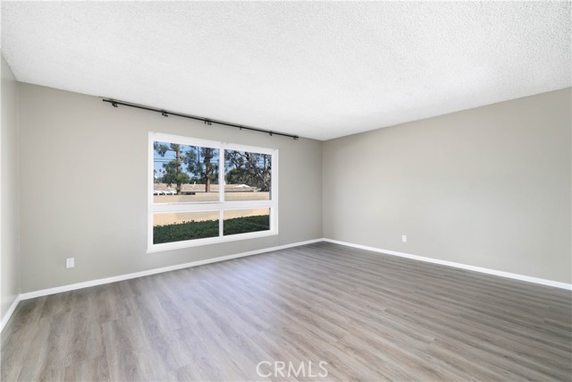 Front Image Thumbnail for CRIN25236123