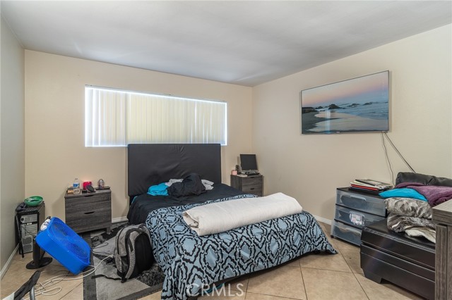 Detail Gallery Image 5 of 17 For 5530 Ackerfield Ave #303,  Long Beach,  CA 90805 - 1 Beds | 1 Baths