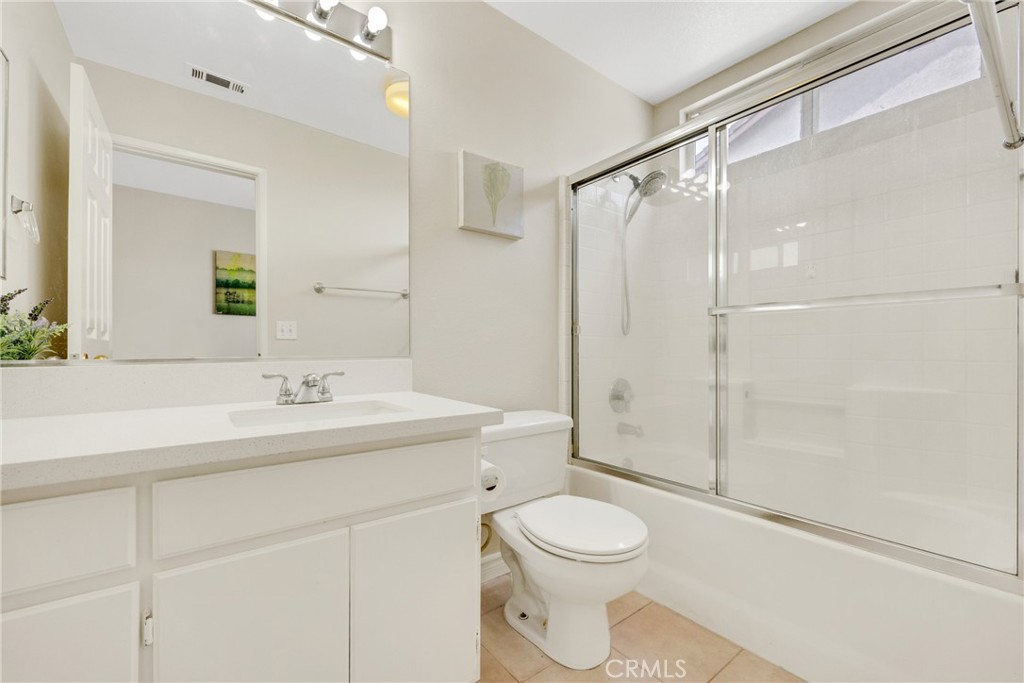 MLS #WS25153585 img 26