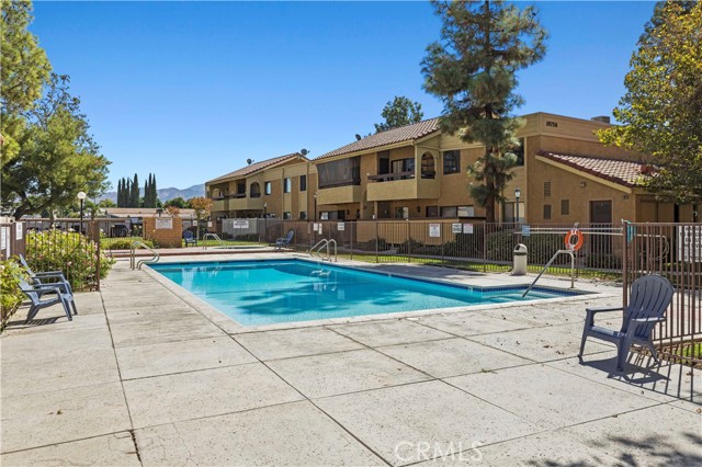 18752 Mandan Street, Canyon Country CA: https://media.crmls.org/medias/4f675047-cb5c-496f-ae6a-d43386e91527.jpg
