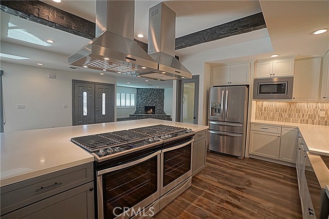Detail Gallery Image 7 of 30 For 16100 Gamble Ave, Riverside,  CA 92508 - 5 Beds | 3 Baths
