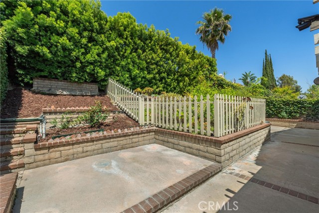 24101 Cindy Lane, Lake Forest CA: https://media.crmls.org/medias/4f67eb58-9b69-4b86-8d01-d9a4db0c1190.jpg